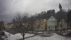 Náměstí, Hrad a Trůba