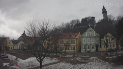 Náměstí, Hrad a Trůba