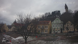 Náměstí, Hrad a Trůba