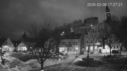 Náměstí, Hrad a Trůba