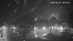 Náměstí, Hrad a Trůba