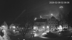 Náměstí, Hrad a Trůba