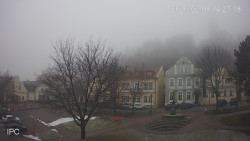 Náměstí, Hrad a Trůba