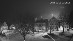 Náměstí, Hrad a Trůba