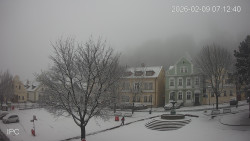 Náměstí, Hrad a Trůba