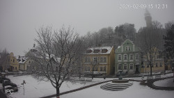 Náměstí, Hrad a Trůba