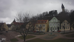 Náměstí, Hrad a Trůba