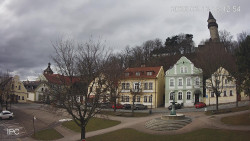 Náměstí, Hrad a Trůba