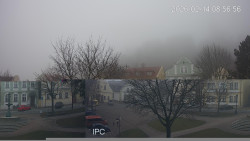 Náměstí, Hrad a Trůba