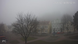 Náměstí, Hrad a Trůba