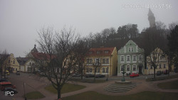 Náměstí, Hrad a Trůba