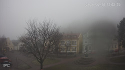 Náměstí, Hrad a Trůba