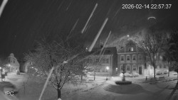 Náměstí, Hrad a Trůba