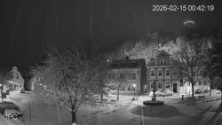 Náměstí, Hrad a Trůba