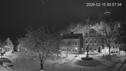 Náměstí, Hrad a Trůba