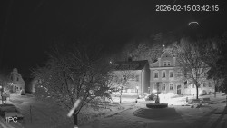 Náměstí, Hrad a Trůba