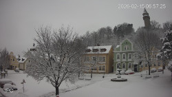 Náměstí, Hrad a Trůba