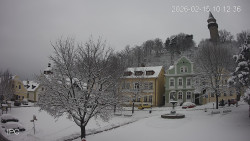 Náměstí, Hrad a Trůba