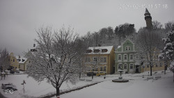 Náměstí, Hrad a Trůba