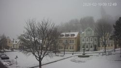 Náměstí, Hrad a Trůba