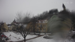 Náměstí, Hrad a Trůba