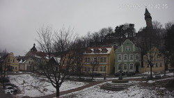 Náměstí, Hrad a Trůba