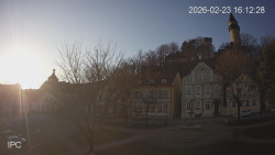 Náměstí, Hrad a Trůba