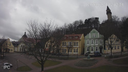 Náměstí, Hrad a Trůba