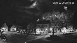 Náměstí, Hrad a Trůba