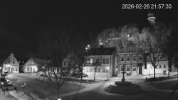 Náměstí, Hrad a Trůba