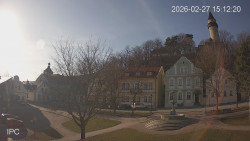 Náměstí, Hrad a Trůba