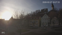 Náměstí, Hrad a Trůba