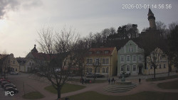 Náměstí, Hrad a Trůba