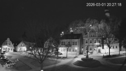 Náměstí, Hrad a Trůba