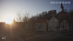 Náměstí, Hrad a Trůba