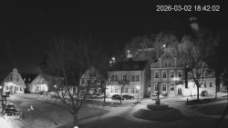 Náměstí, Hrad a Trůba