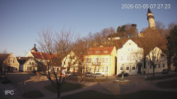 Náměstí, Hrad a Trůba