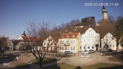 Náměstí, Hrad a Trůba