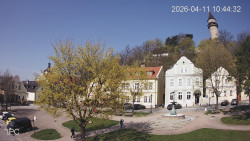 Náměstí, Hrad a Trůba