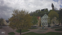 Náměstí, Hrad a Trůba