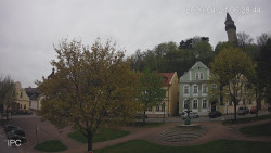 Náměstí, Hrad a Trůba