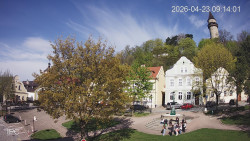 Náměstí, Hrad a Trůba