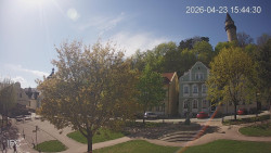 Náměstí, Hrad a Trůba