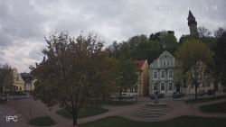 Náměstí, Hrad a Trůba