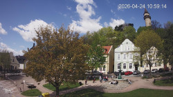 Náměstí, Hrad a Trůba