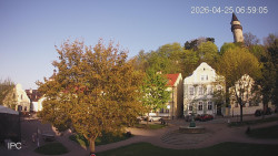 Náměstí, Hrad a Trůba