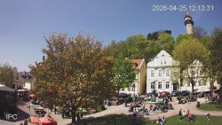 Náměstí, Hrad a Trůba