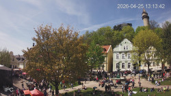 Náměstí, Hrad a Trůba