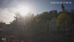 Náměstí, Hrad a Trůba