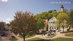 Náměstí, Hrad a Trůba